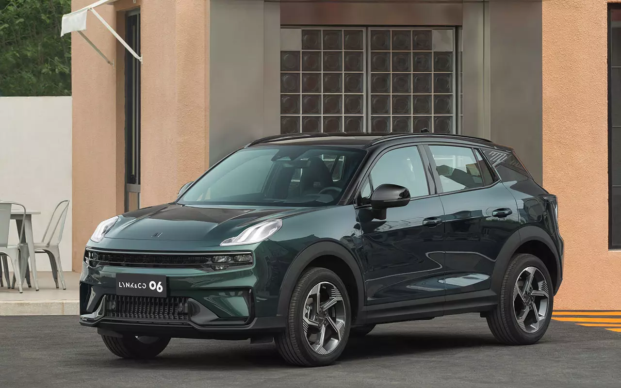 Lynk & Co 06 1