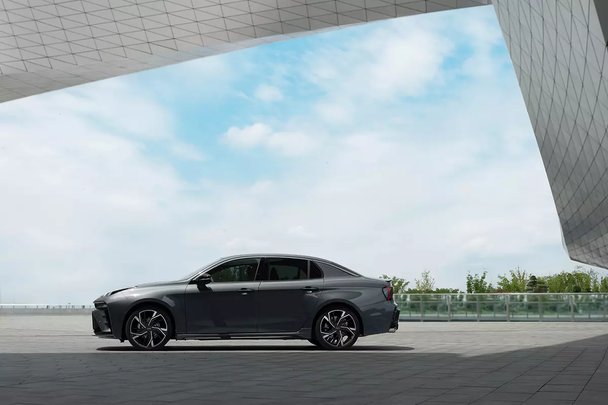 Xe Lynk & Co đều thừa hưởng nền tảng công nghệ do Volvo phát triển. 2