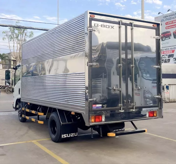 Động cơ xe tải Isuzu QKR Động cơ xe tải Isuzu QKR.