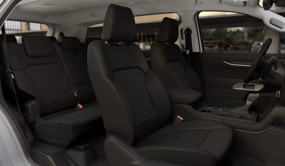 ghế trước chỉnh điện 8 hướng.