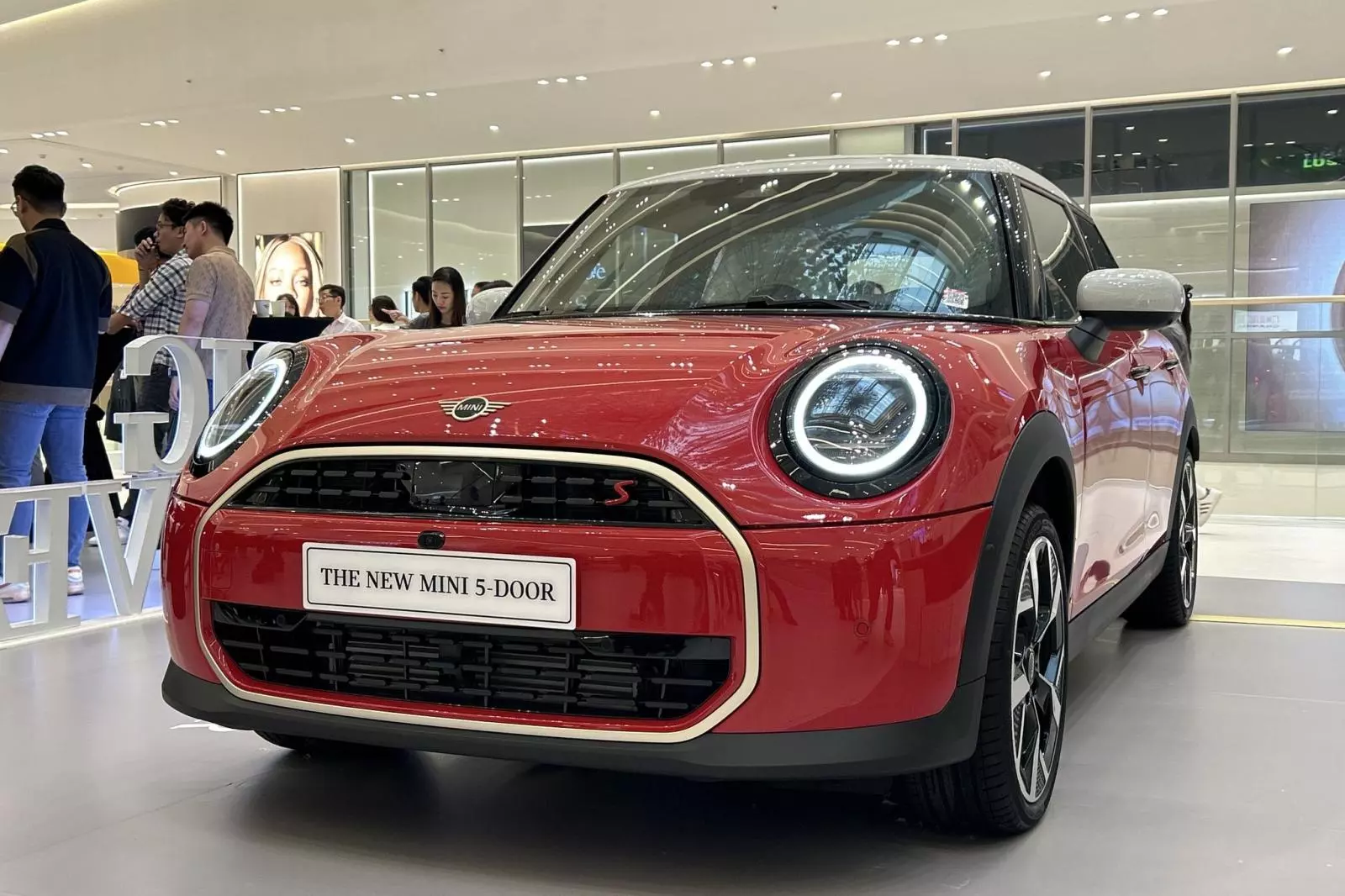 MINI Cooper 2025 bản 5 cửa 1