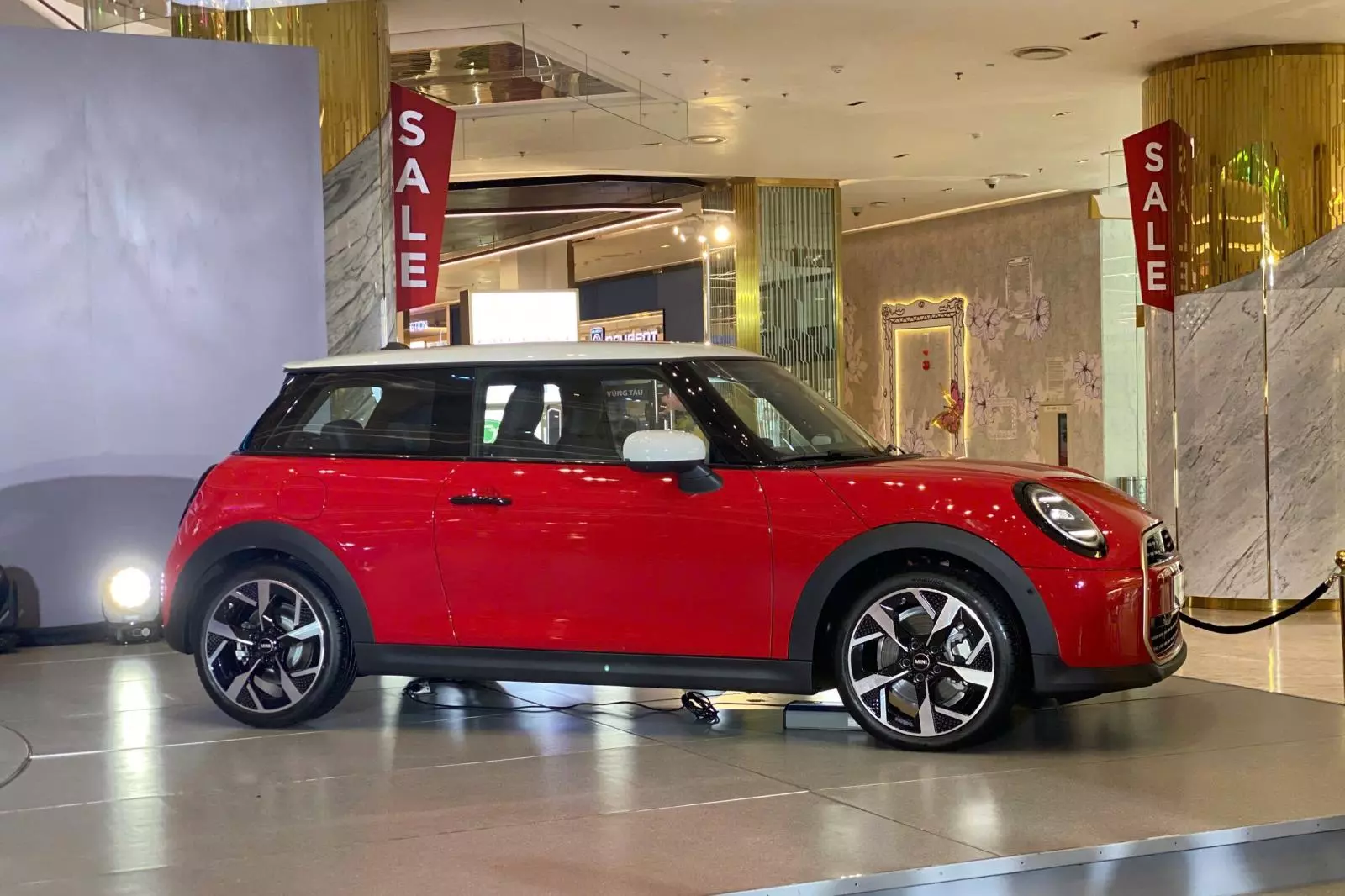 Thiết kế nội thất MINI Cooper 2025. a2