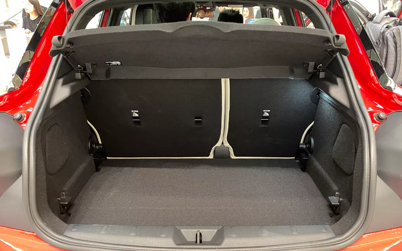 Khoang hành lý Khoang hành lý .