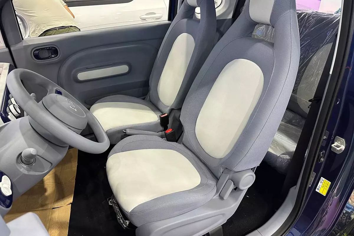Ghế ngồi trên xe FAW Bestune Xiaoma Ghế ngồi trên xe FAW Bestune Xiaoma 1