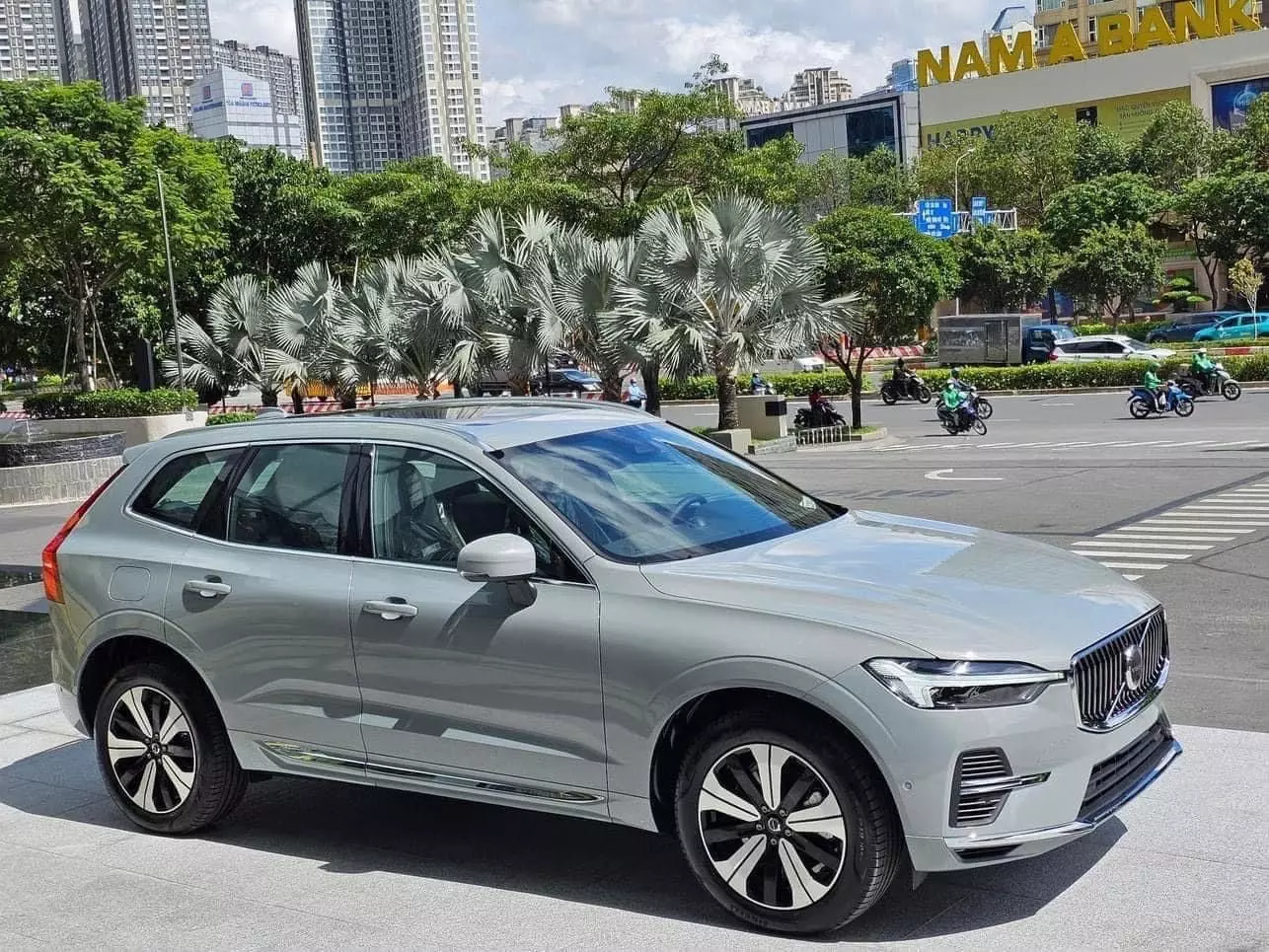 xe Volvo XC60 2025: An toàn.