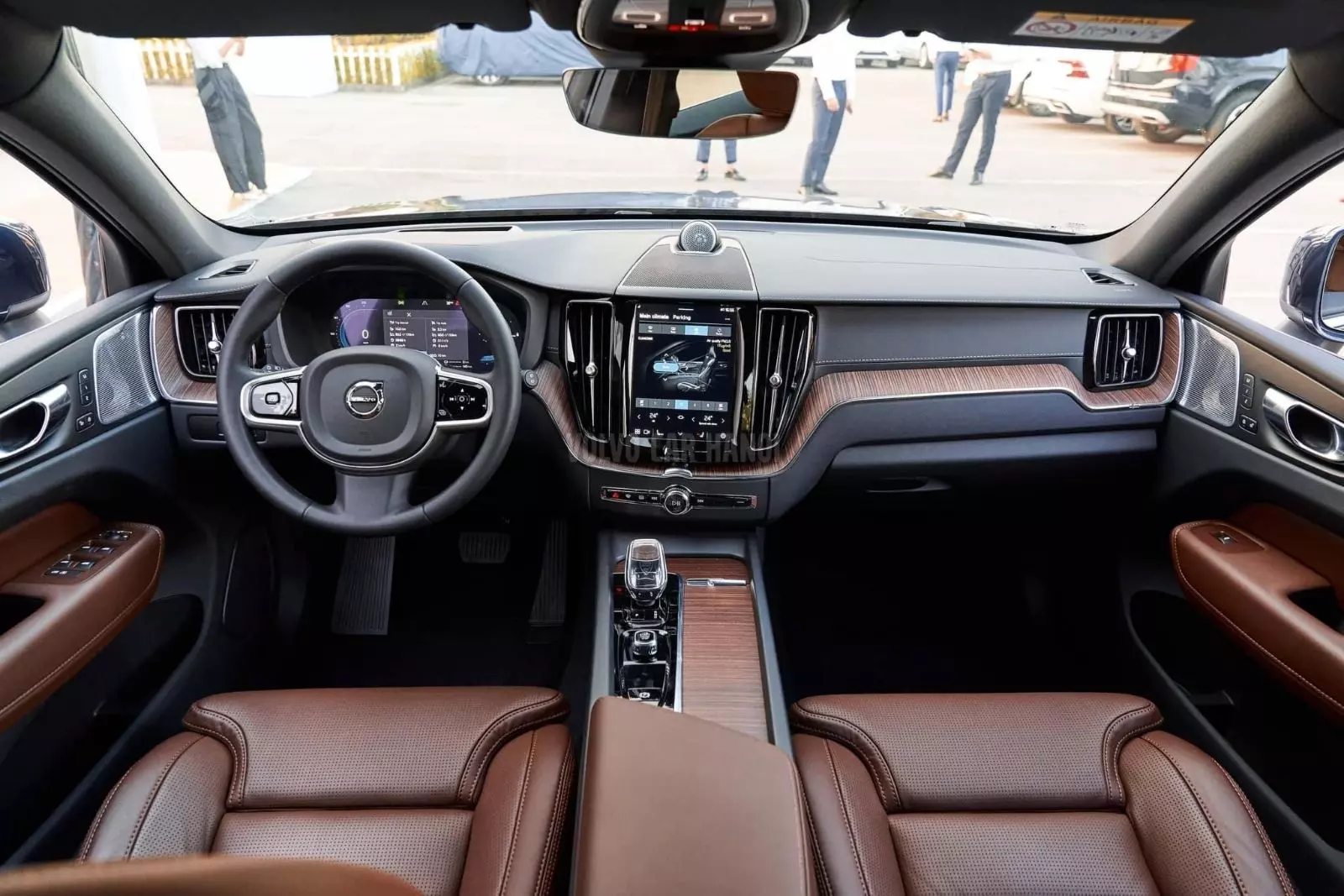 Thông số kỹ thuật xe Volvo XC60 2025: Nội thất.