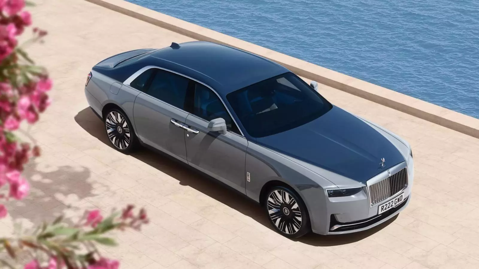 Giá xe Rolls-Royce Phantom mới nhất.