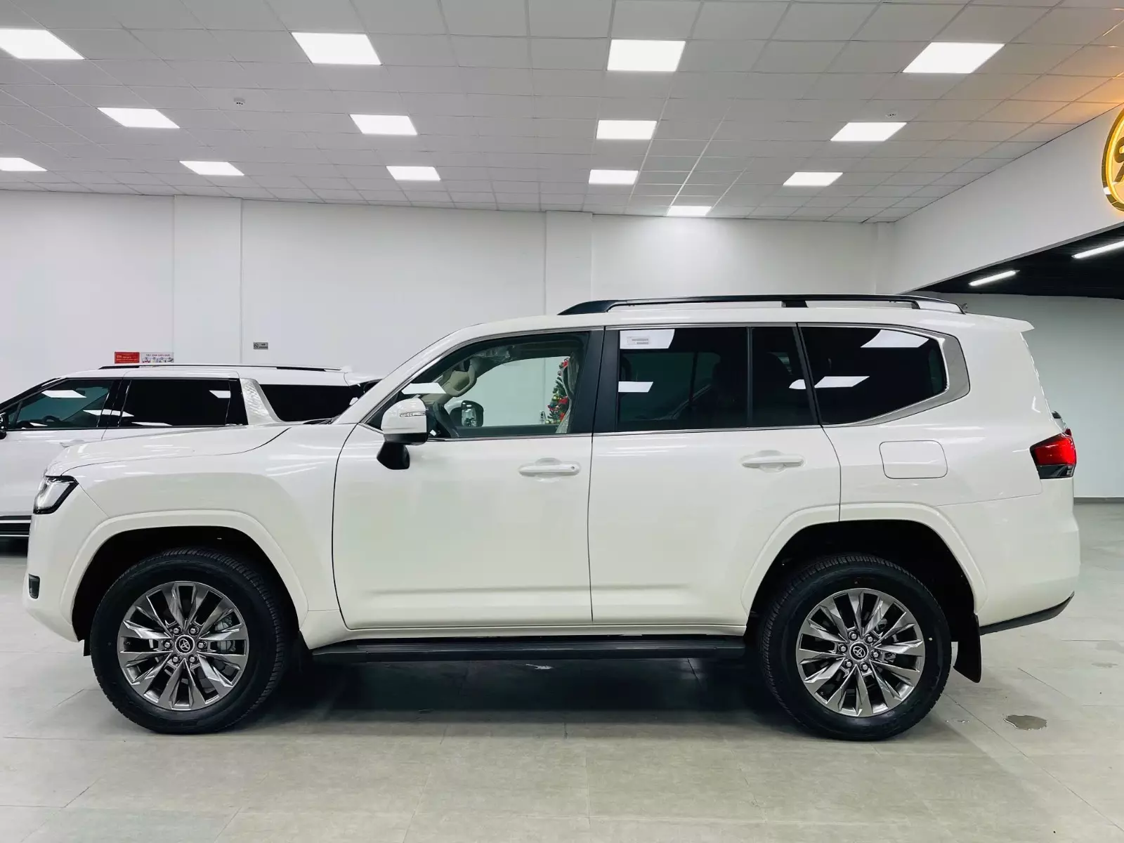 Thông số kỹ thuật xe Toyota Land Cruiser 2025: Kích thước.