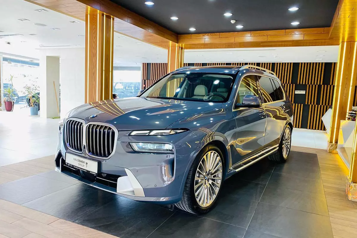 Xả hàng tồn 2023, BMW X7 giảm cao nhất 800 triệu tại đại lý 1