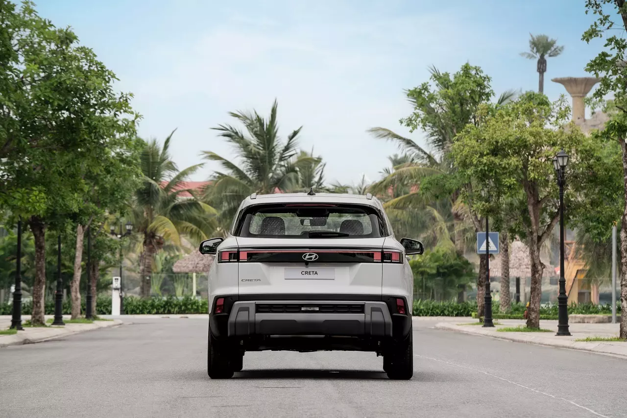 Đuôi xe New Creta.
