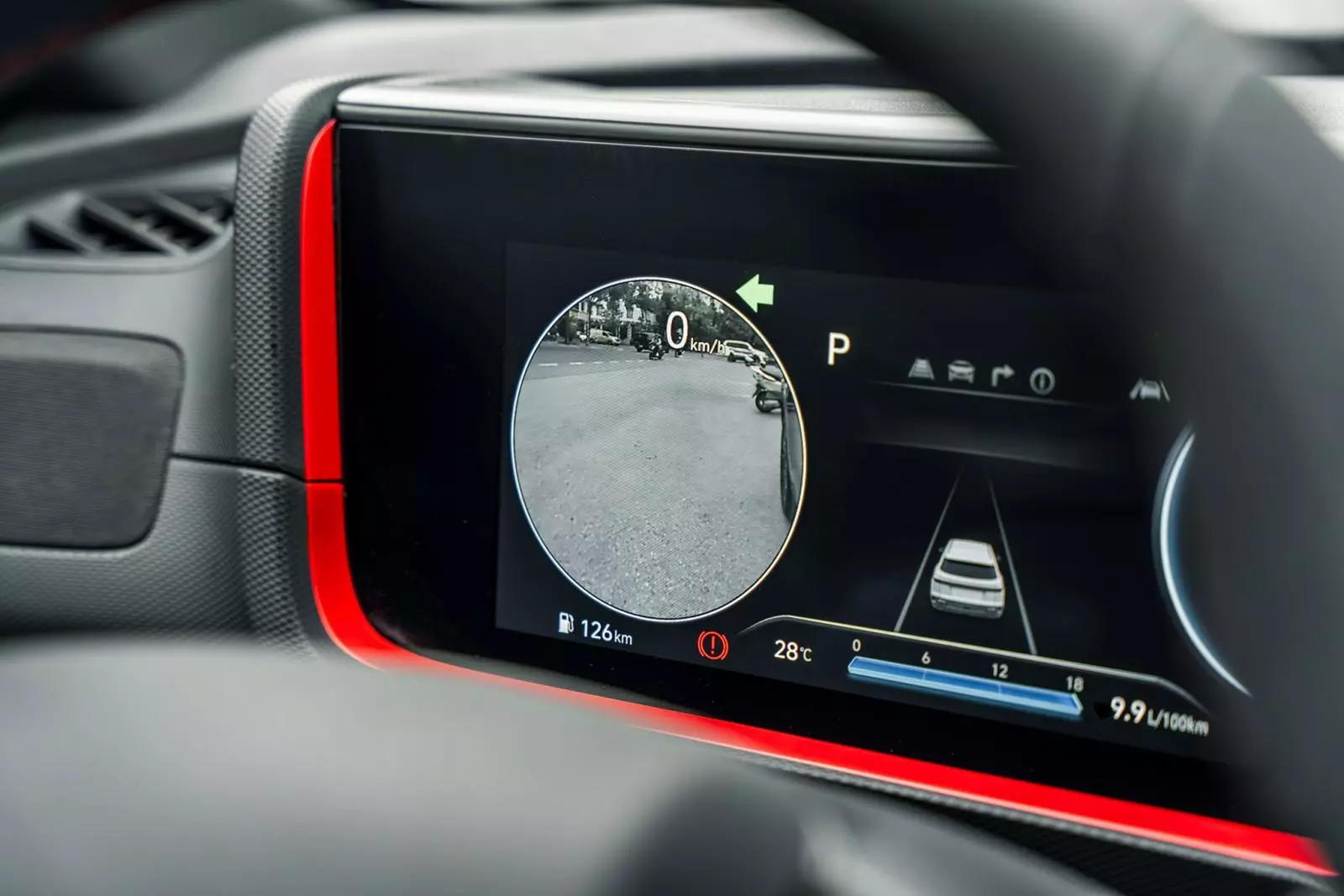 New Creta được trang bị công nghệ an toàn chủ động Hyundai SmartSense.