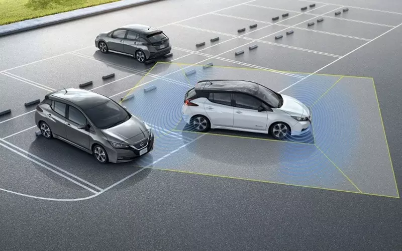 Công nghệ đỗ xe tự động giúp giải tỏa áp lực trong không gian hẹp.