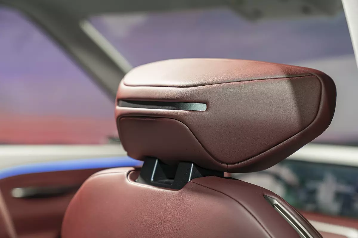 Gập tựa đầu Gập tựa đầu.