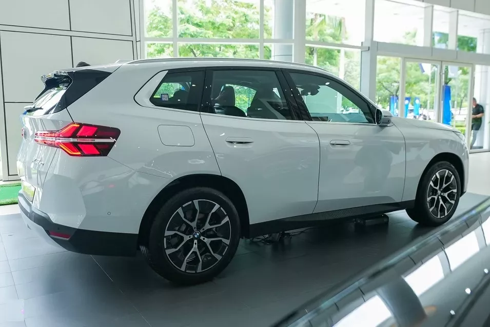 Công nghệ an toàn xe BMW X3.