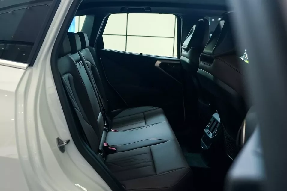 Hàng ghế thứ 2 của xe BMW X3.