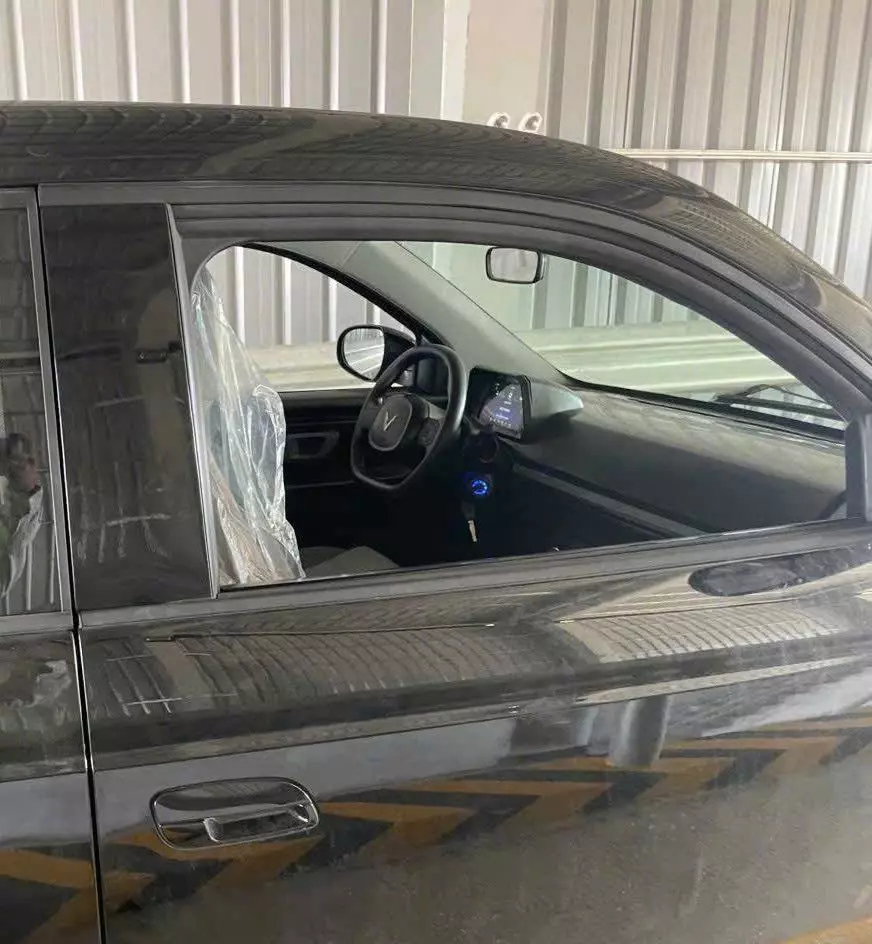 Khoang cabin Minio Green