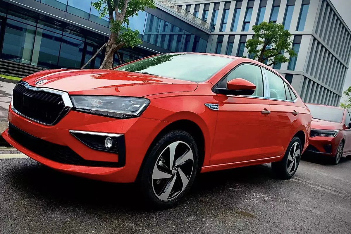 Skoda Slavia thách thức Toyota Vios bằng giá tạm tính chỉ từ 450 triệu 1