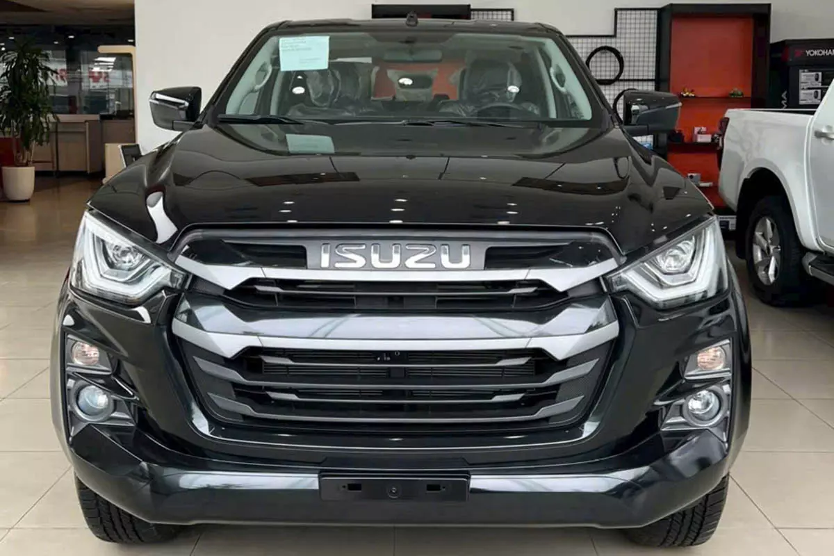 Đại lý chào bán Isuzu D-Max với giá 580 triệu: Món hời cho những ai không quan trọng mẫu mã 1
