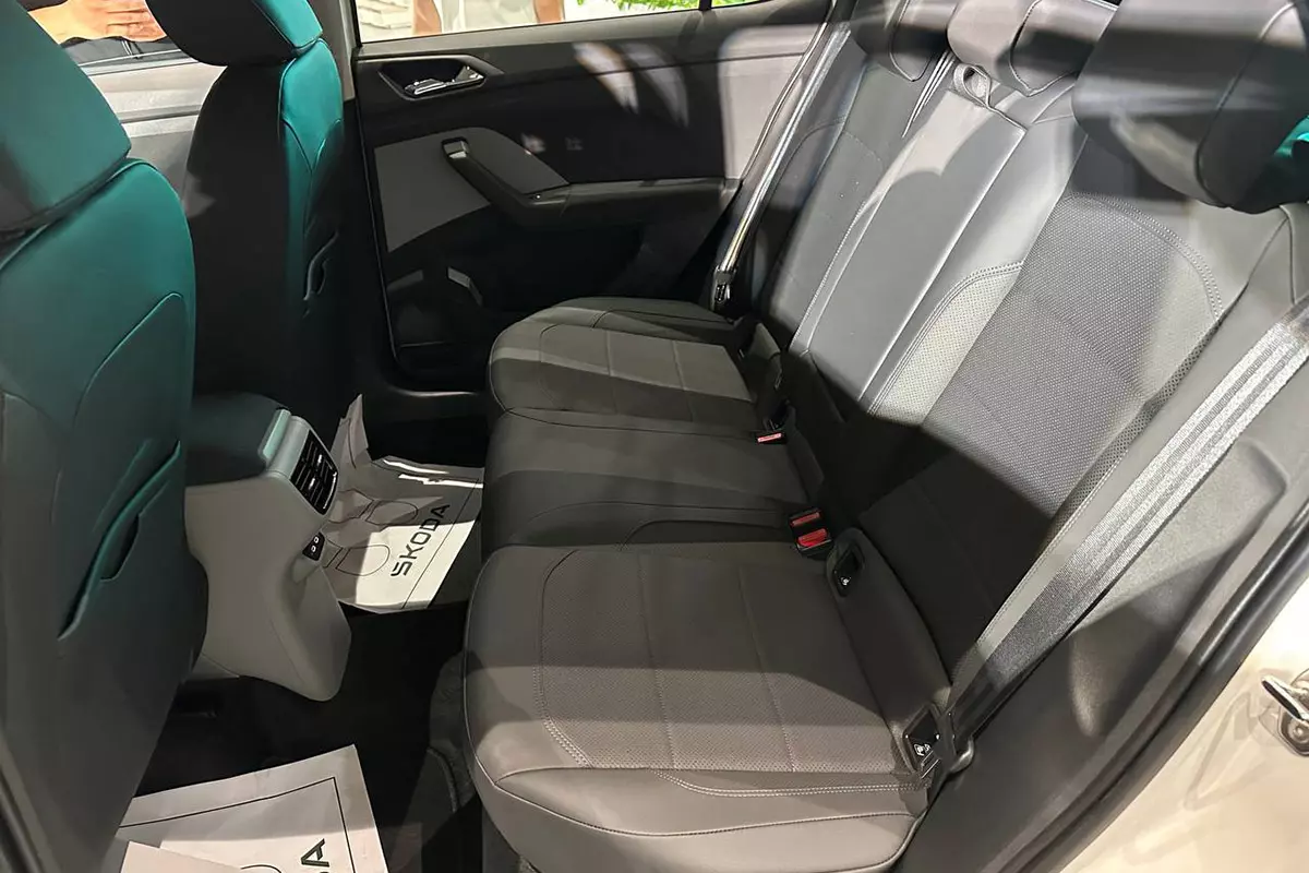 Hàng ghế thứ 2 trên xe Skoda Kushaq . Hàng ghế thứ 2 trên xe Skoda Kushaq
