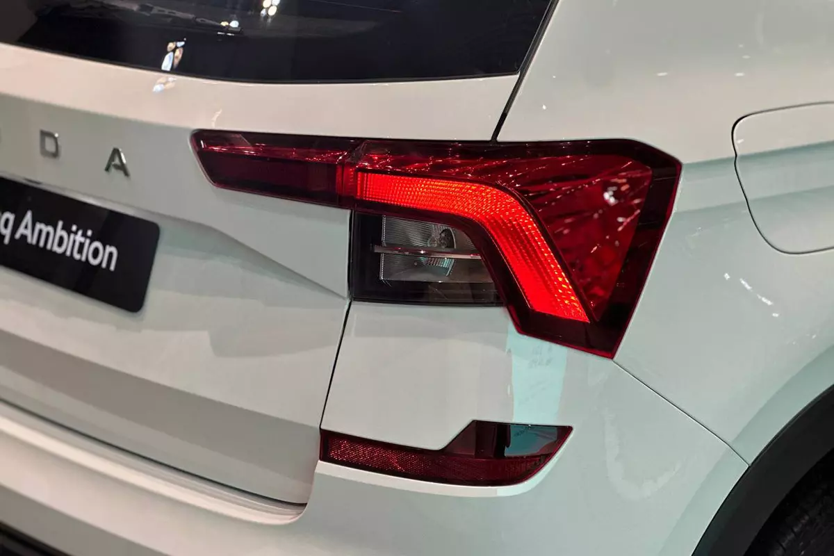 Đèn hậu xe Skoda Kushaq. Đèn hậu xe Skoda Kushaq