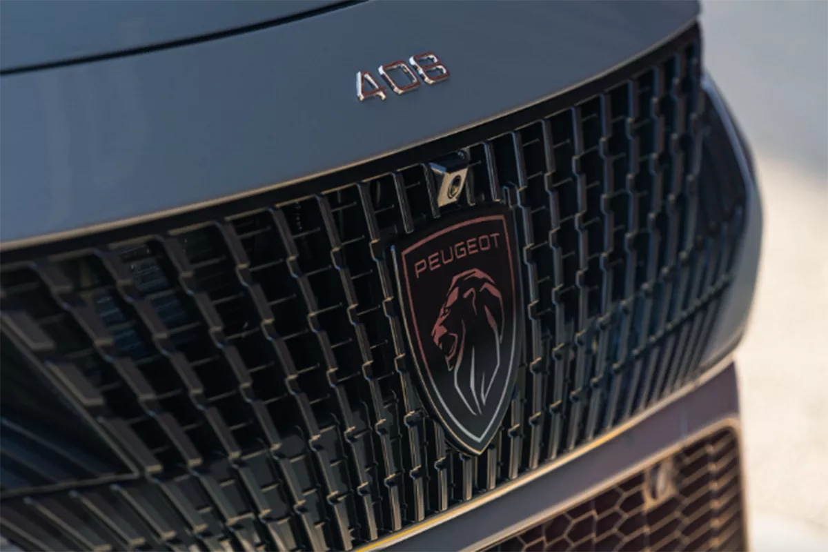 Peugeot 408 Legend Edition 1