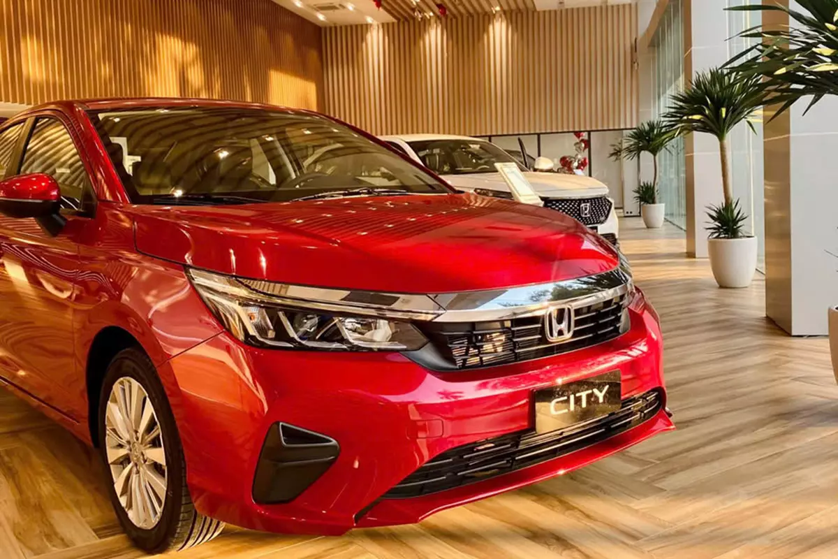 Honda tung ưu đãi hấp dẫn cho loạt xe HOT: Có mẫu giảm 100% lệ phí trước bạ