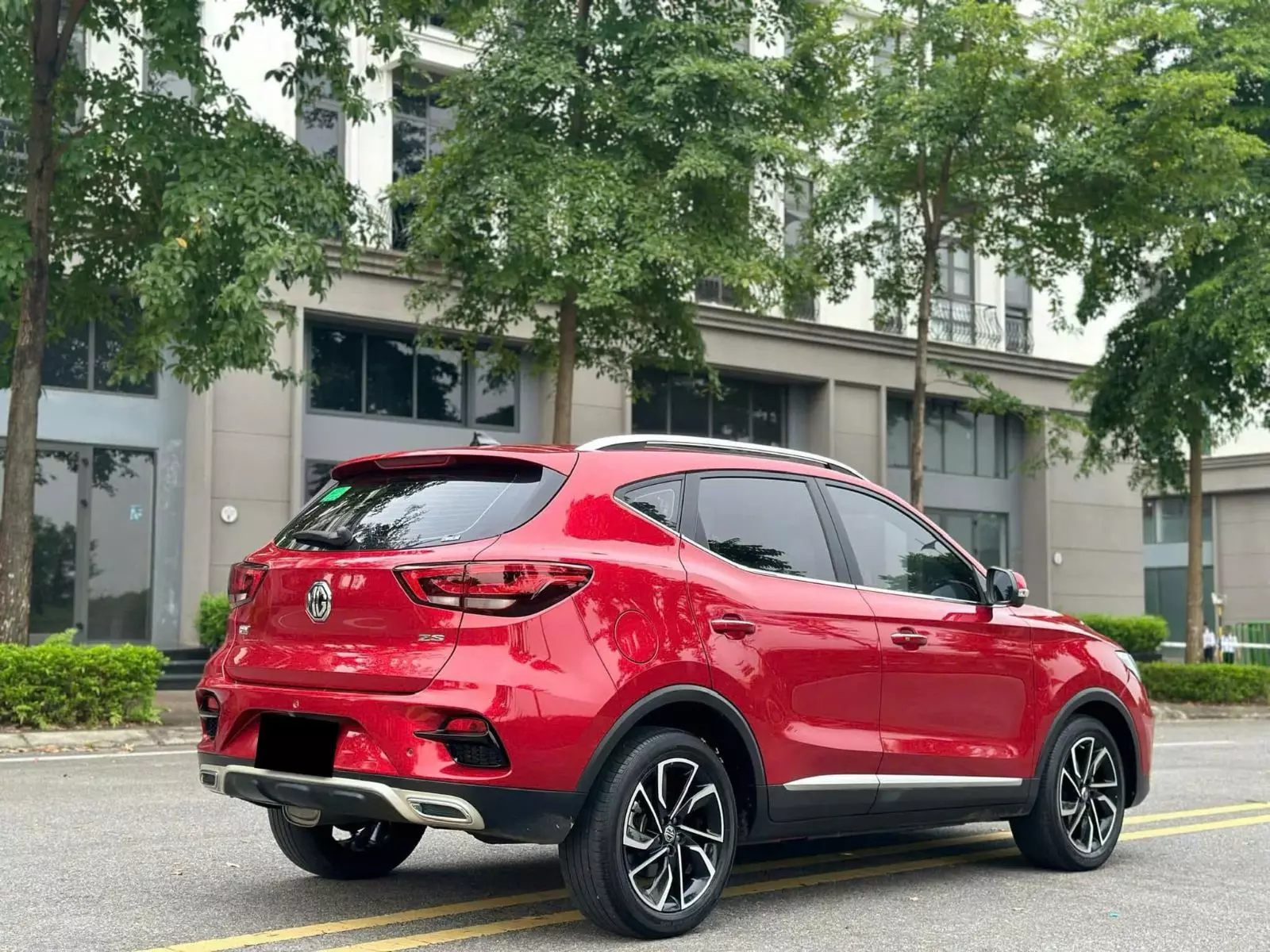 MG ZS 2025 mới được trang bị 4 - 6 túi khí an toàn.
