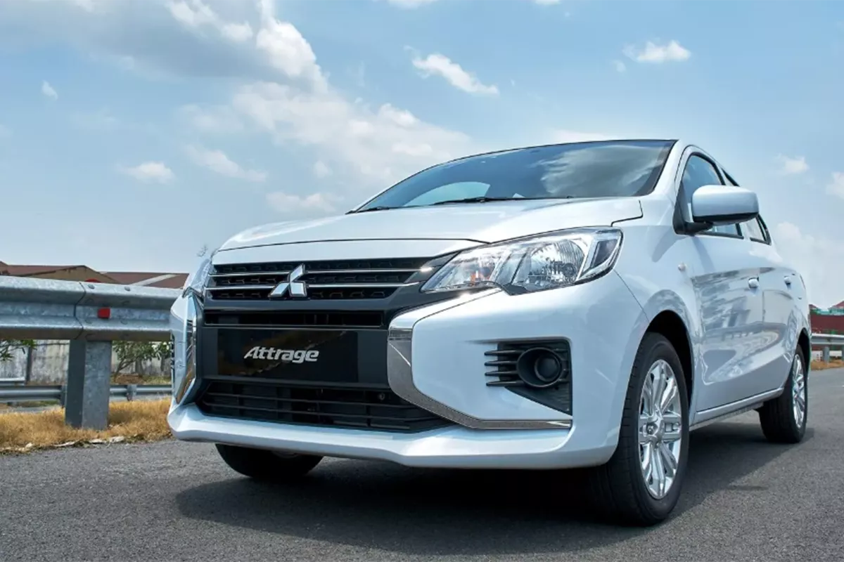 Mitsubishi Attrage nhập khẩu Thái Lan với độ hoàn thiện tốt được người dùng đánh giá cao. 1