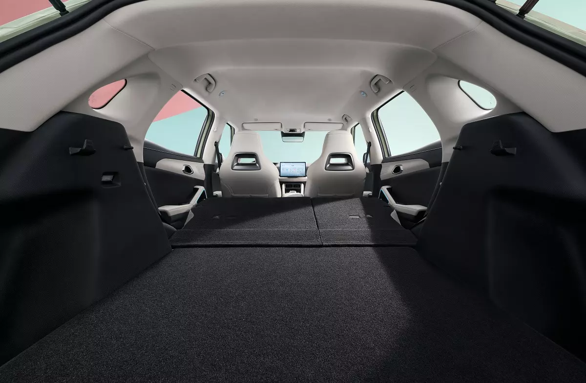 Không gian hàng ghế sau Không gian hàng ghế sau.