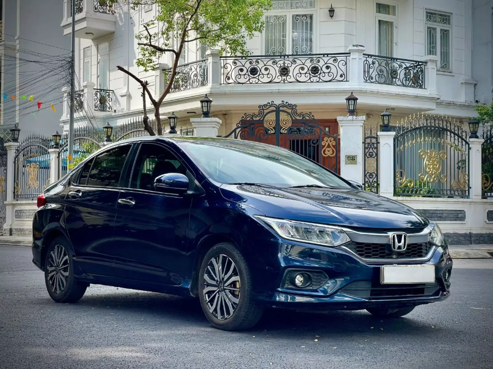 Hơn 400 triệu nên mua Honda City 2020?.
