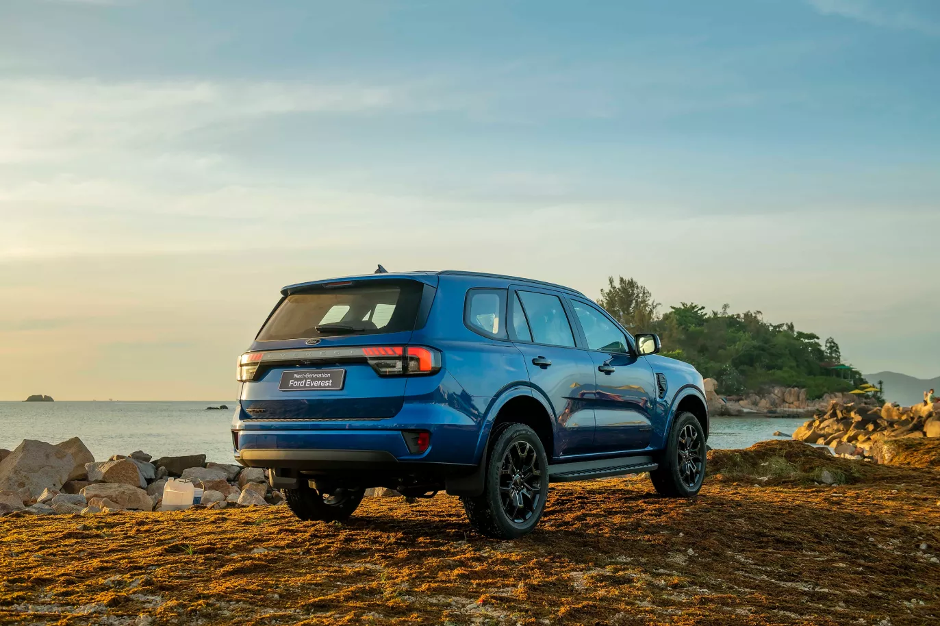xe Ford Everest 2025: Trang bị an toàn.