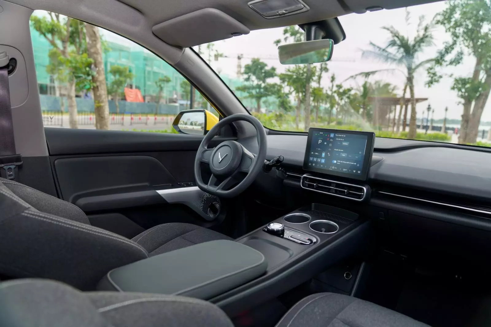 VinFast Limo Green: Nội thất, tiện nghi.