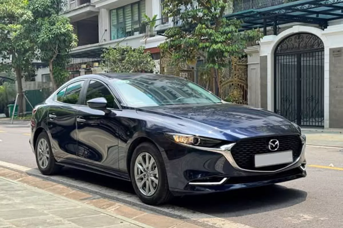 Mazda3 2023 đã chạy gần 7.000 km giá 560 triệu có đắt? 1