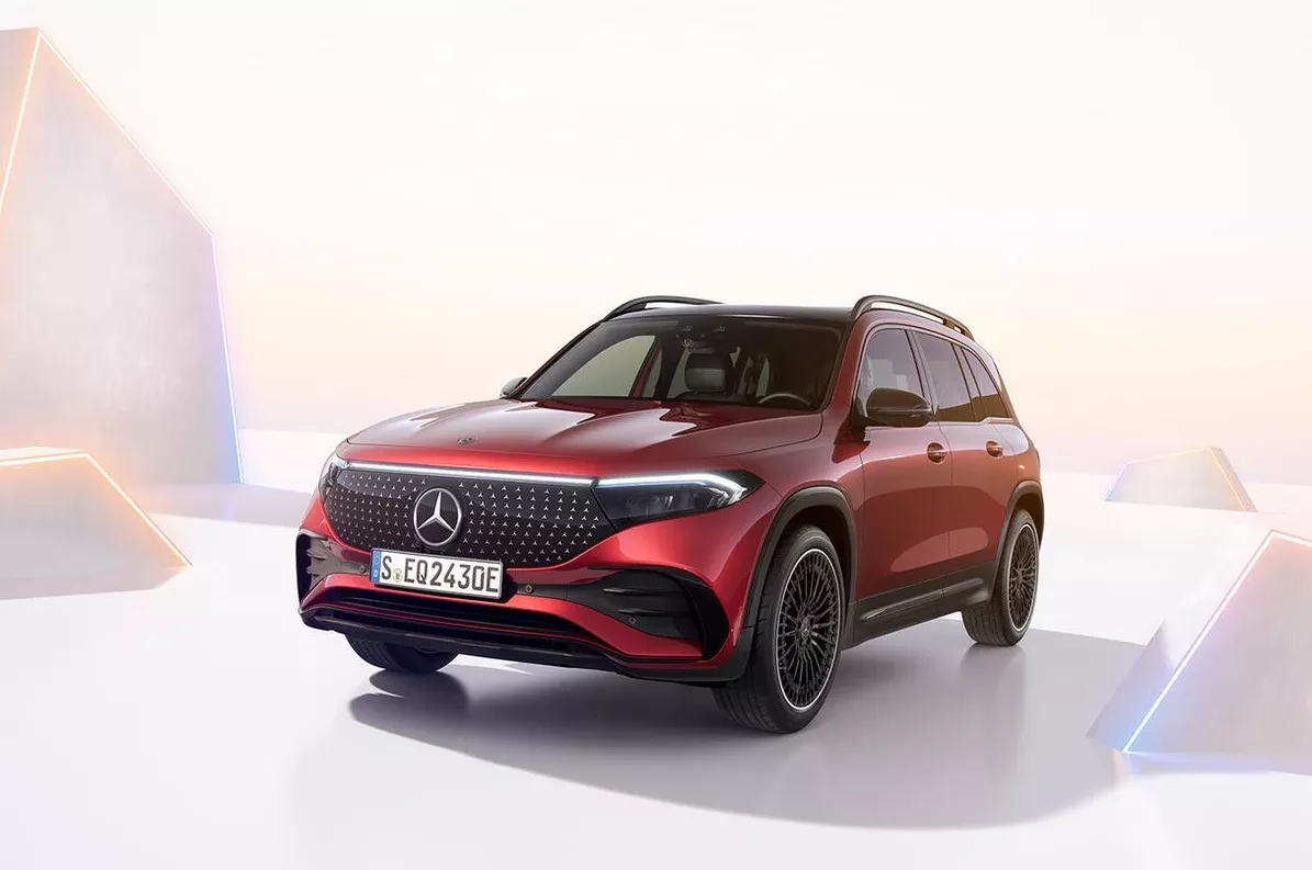 Giá xe Mercedes-Benz EQB 250+ mới nhất Việt Nam .