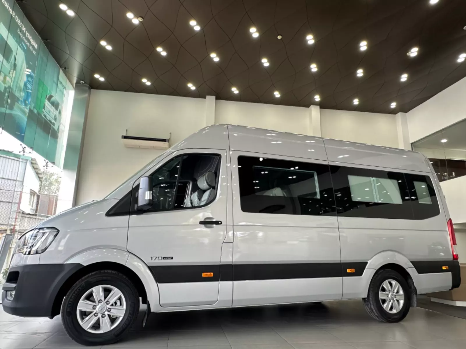 Hyundai Solati: Kích thước Hyundai Solati: Kích thước.