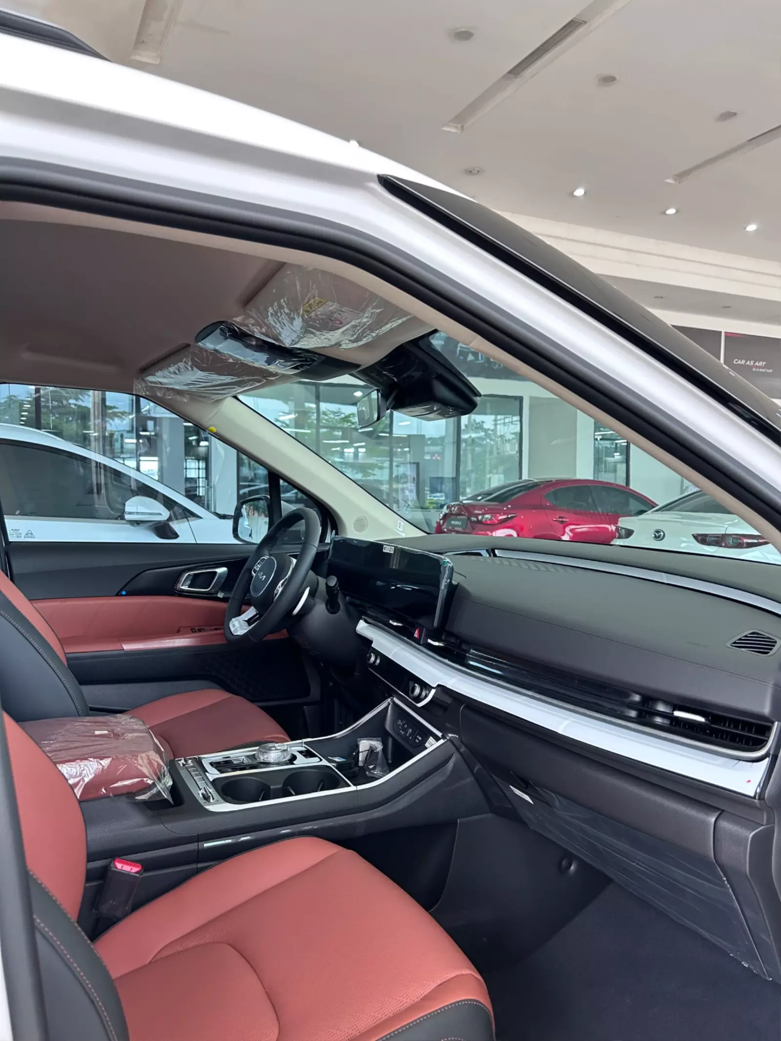 Không gian nội thất xe KIA Carnival 2025 Không gian nội thất xe KIA Carnival 2025.