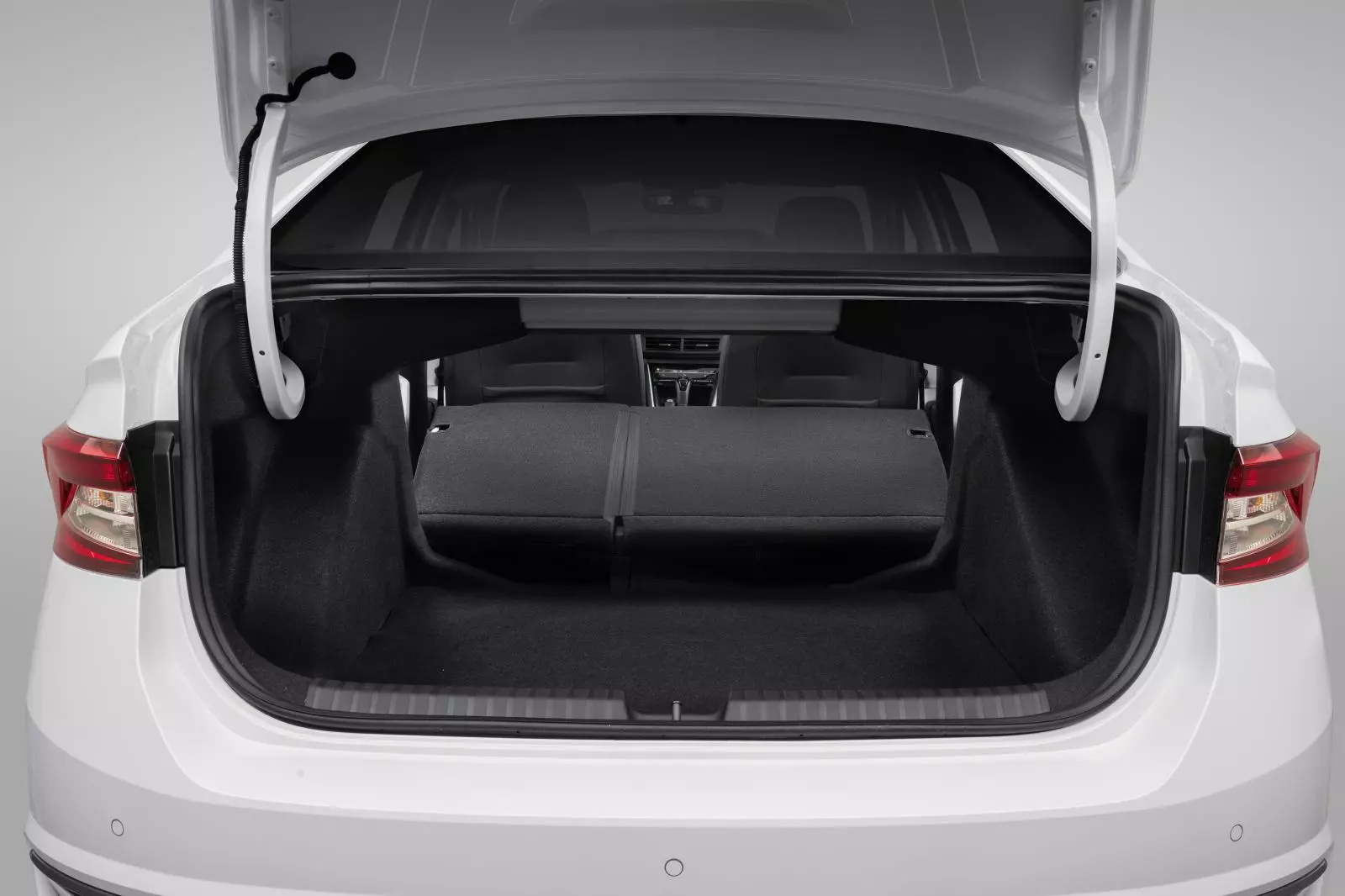 Cốp xe Skoda Slavia Cốp xe Skoda Slavia .