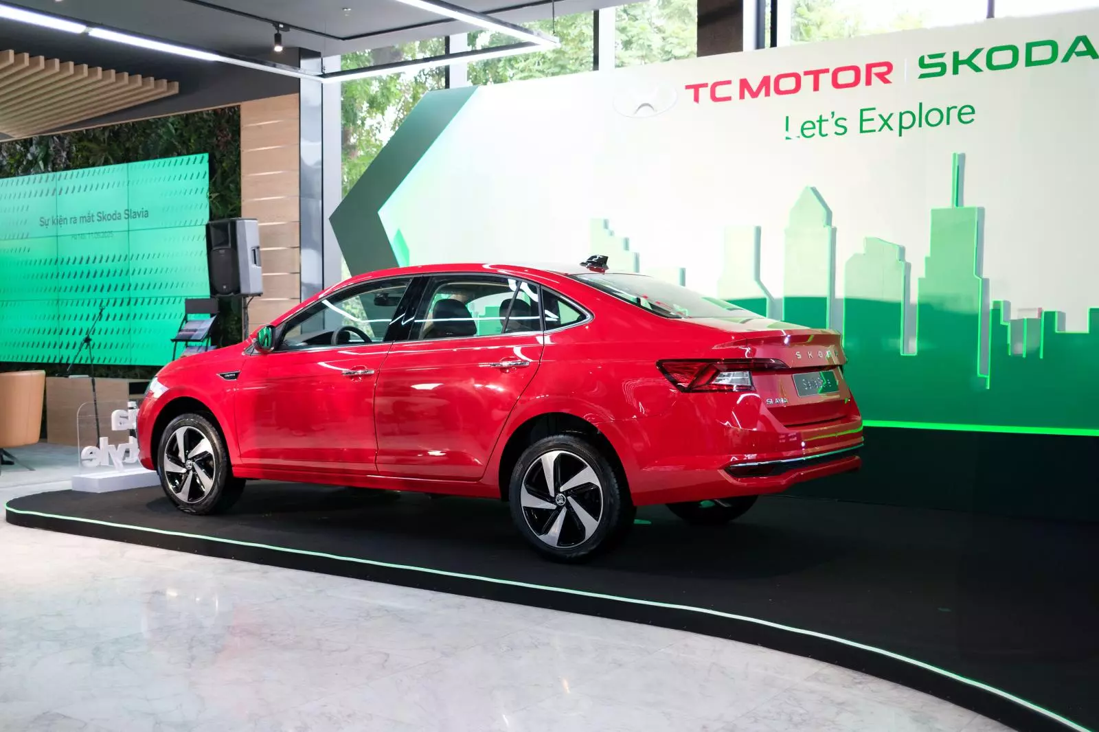 Đuôi xe Skoda Slavia Đuôi xe Skoda Slavia .