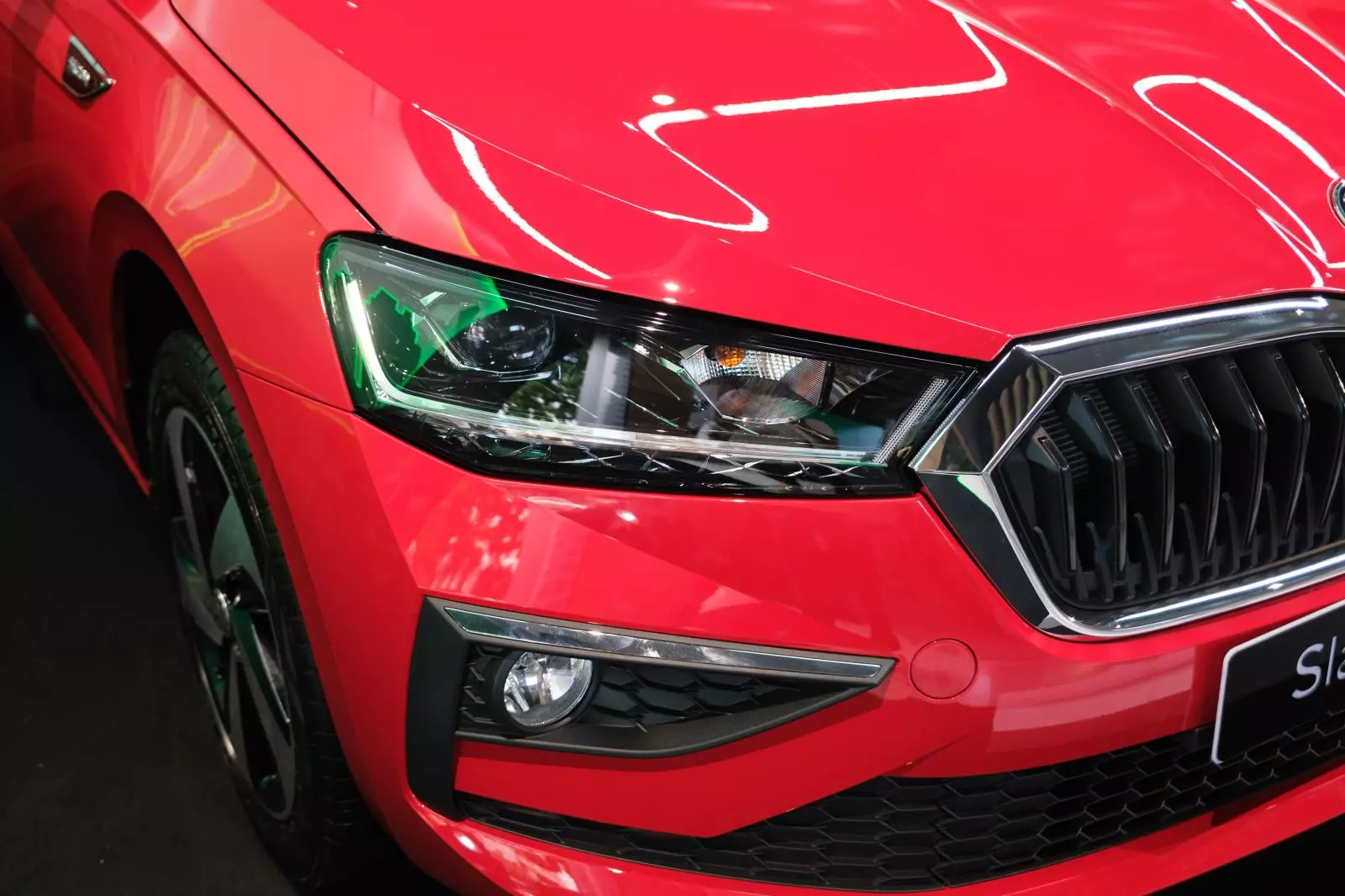 Đèn pha Skoda Slavia Đèn pha Skoda Slavia.