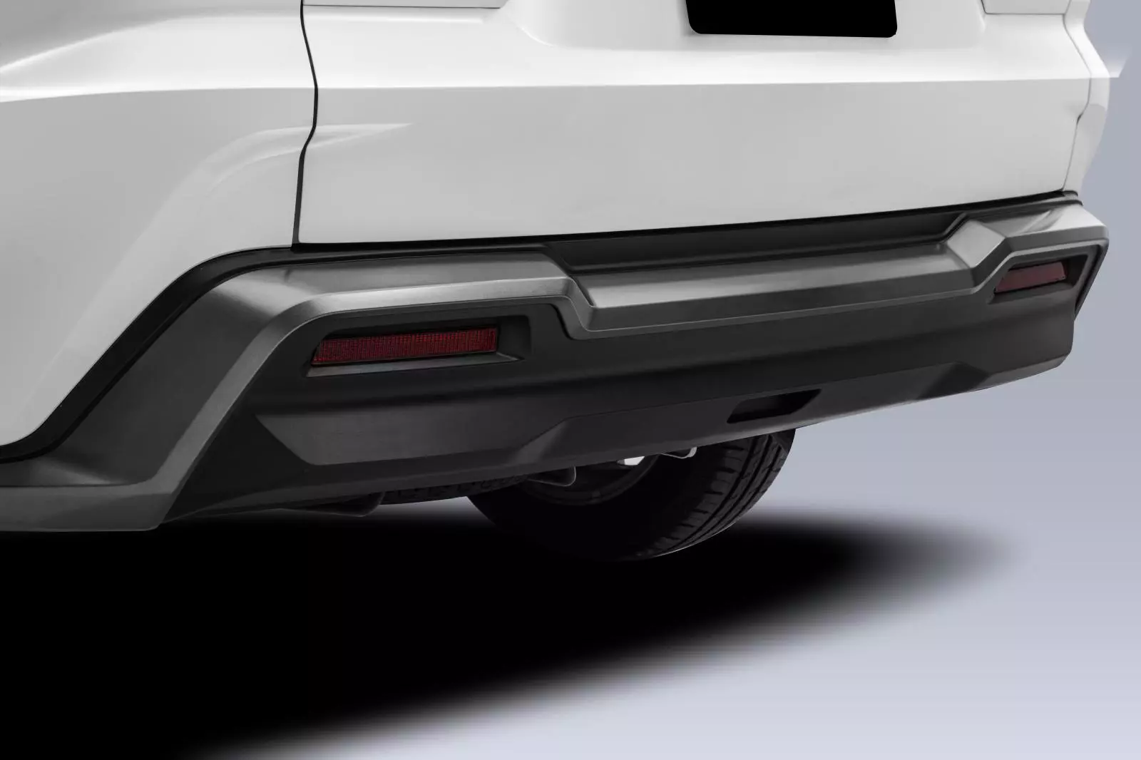 Cản sau tinh chỉnh với các đường gân dập nổi liền mạch.