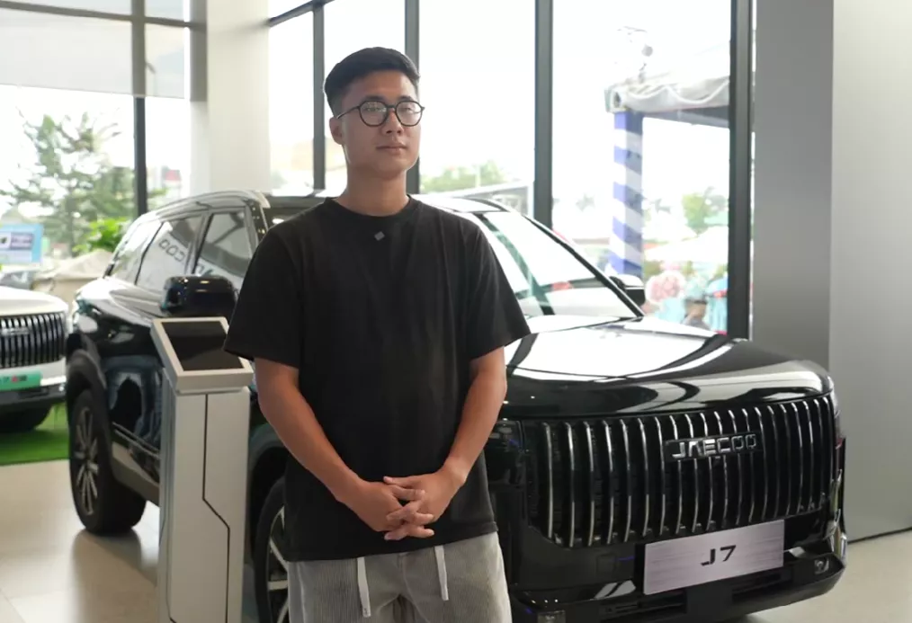 Anh Việt Hoàng, Hà Nội Anh Việt Hoàng, Hà Nội.