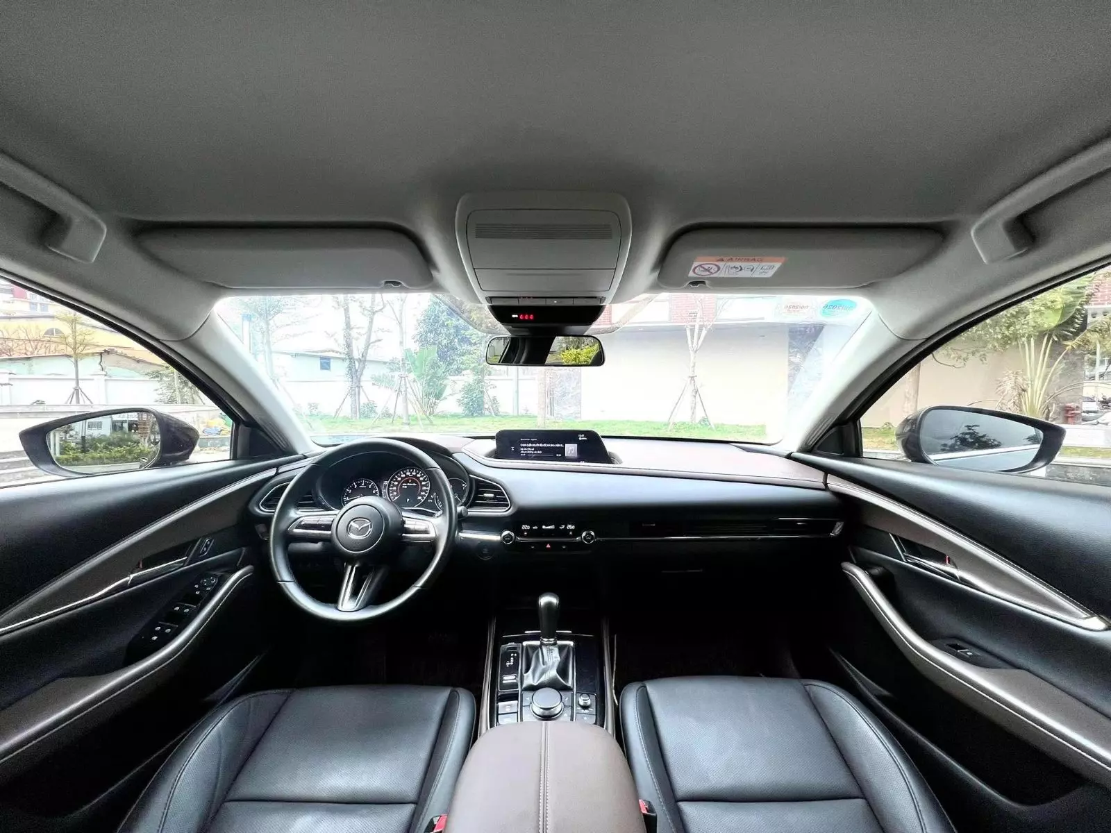 Khoang nội thất của Mazda CX-30.