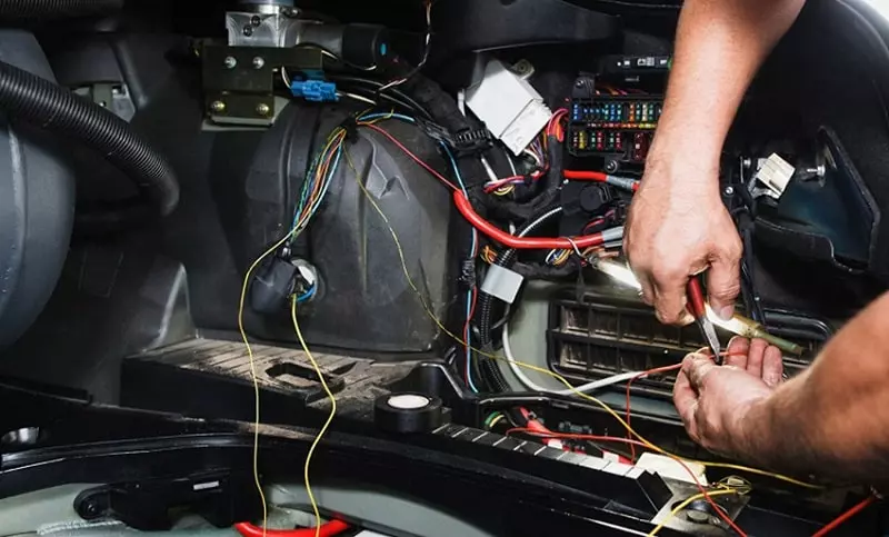 Kiểm tra hệ thống điện Kiểm tra hệ thống điện.