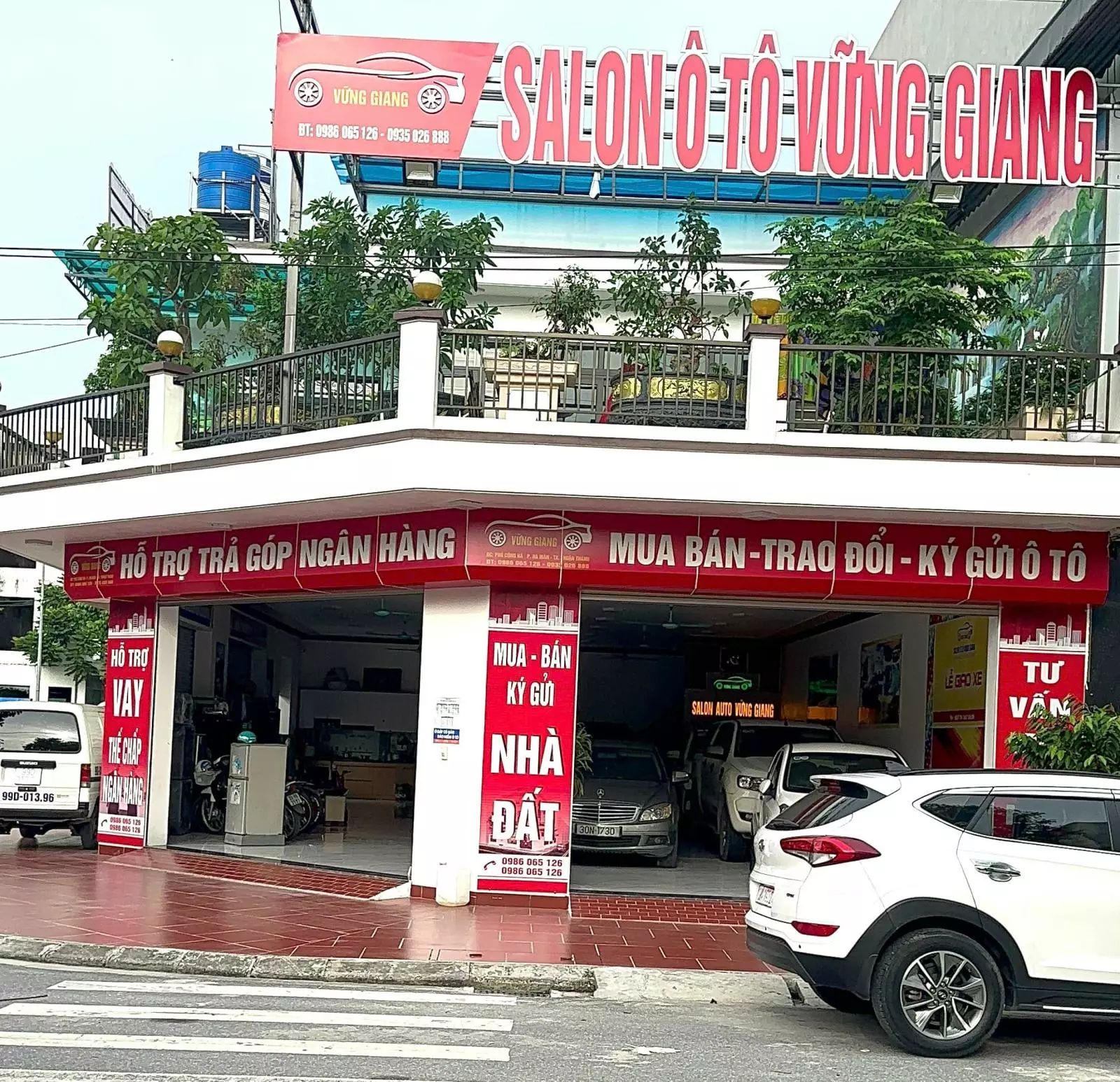 Salon Ô tô Vững Giang