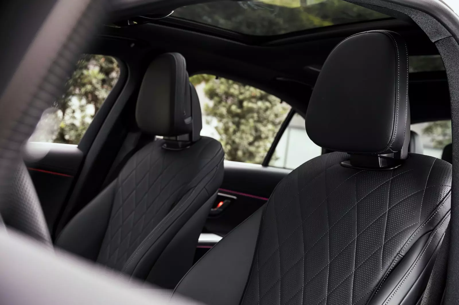 Ghế xe E 300 AMG Ghế xe E 300 AMG .