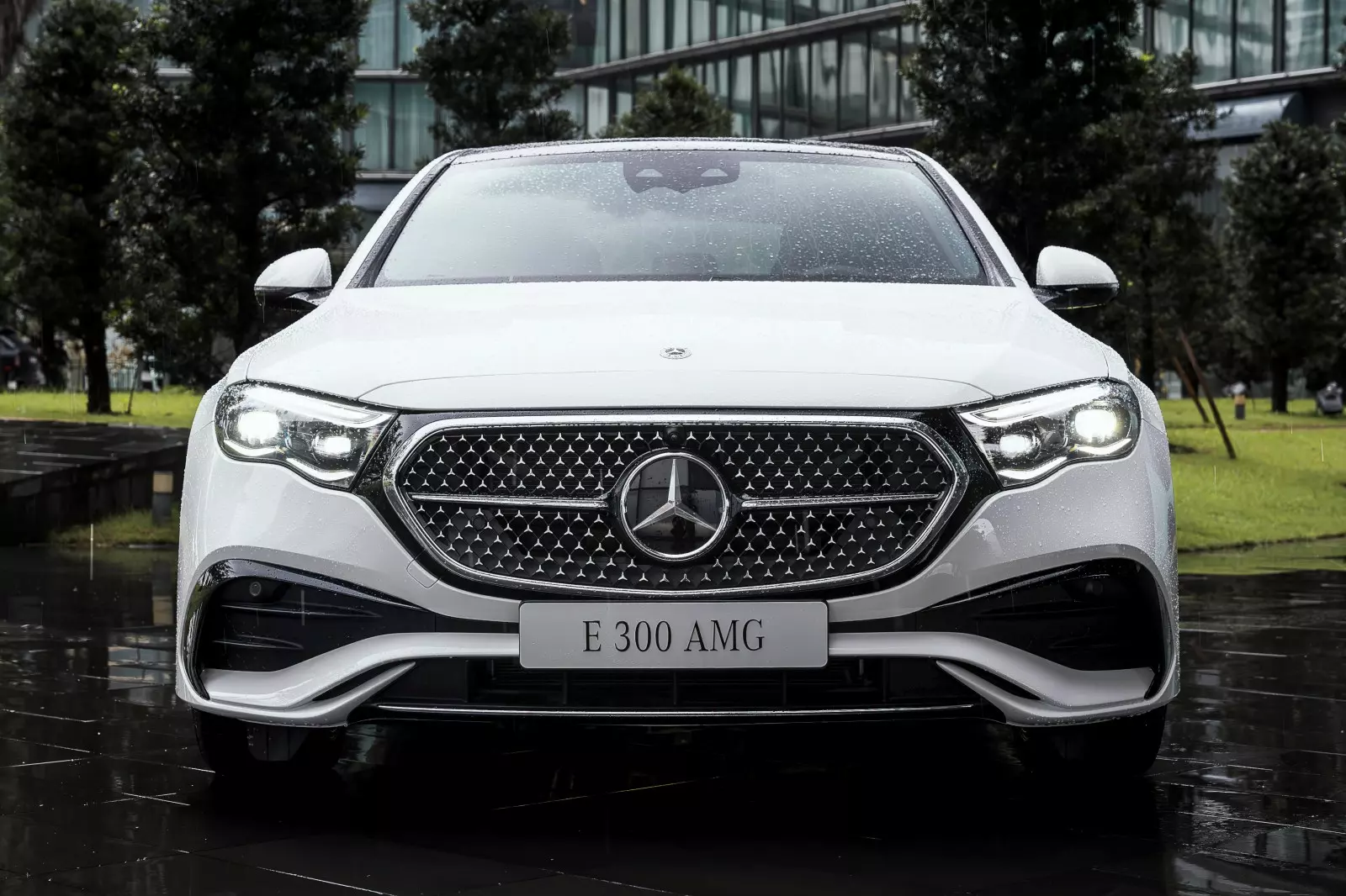 xe Mercedes E 300 AMG xe Mercedes E 300 AMG .