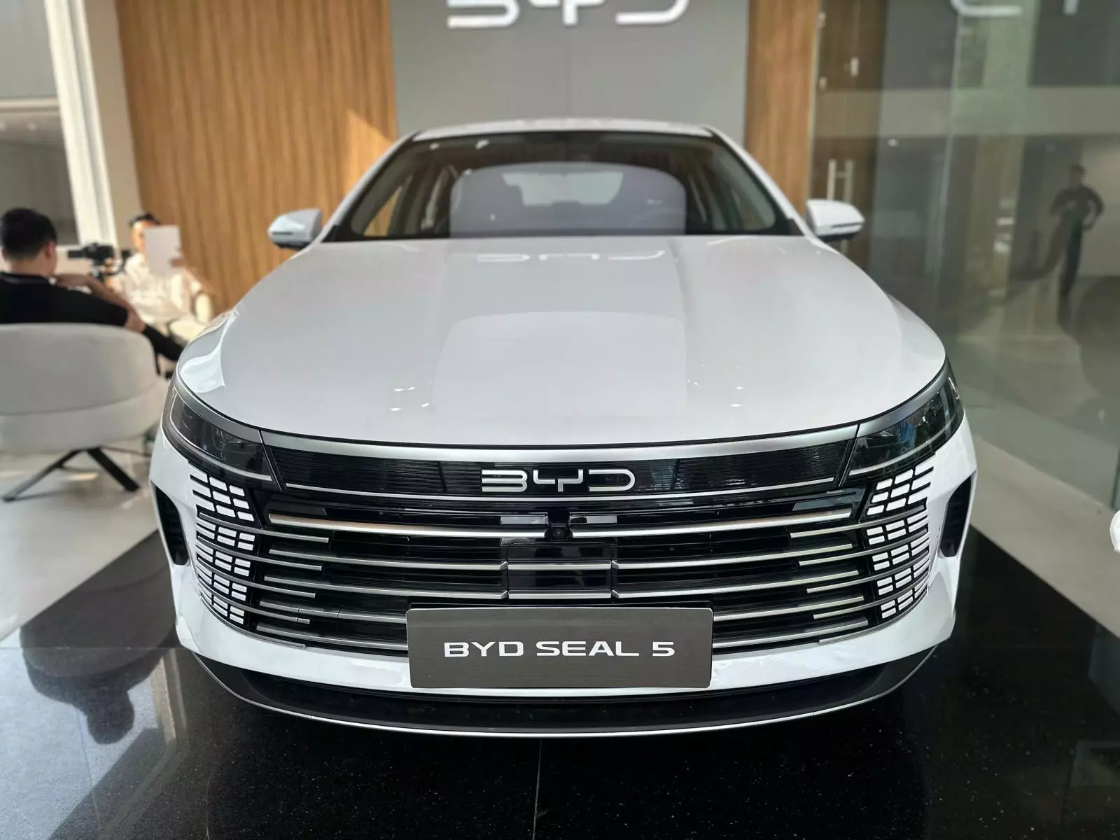 Thiết kế ngoại thất hiện đại Thiết kế ngoại thất hiện đại.