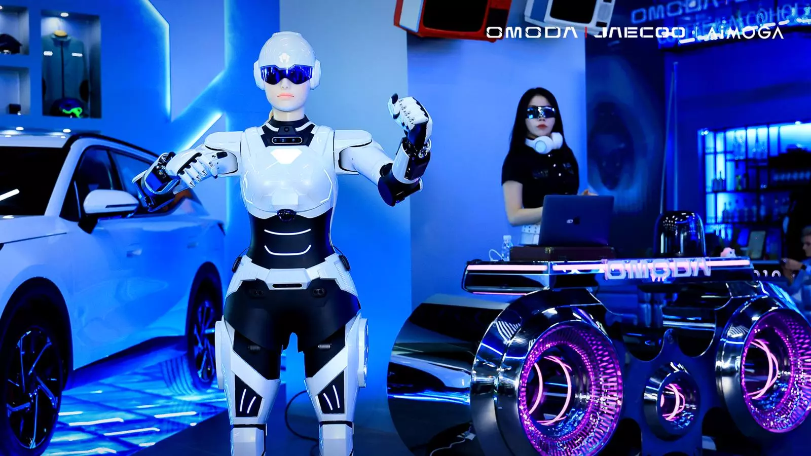 AIMOGA công bố chiến lược toàn cầu mới, mở ra kỷ nguyên hợp nhất Ô tô – Robot AIMOGA công bố chiến lược toàn cầu mới, mở ra kỷ nguyên hợp nhất Ô tô – Robot.