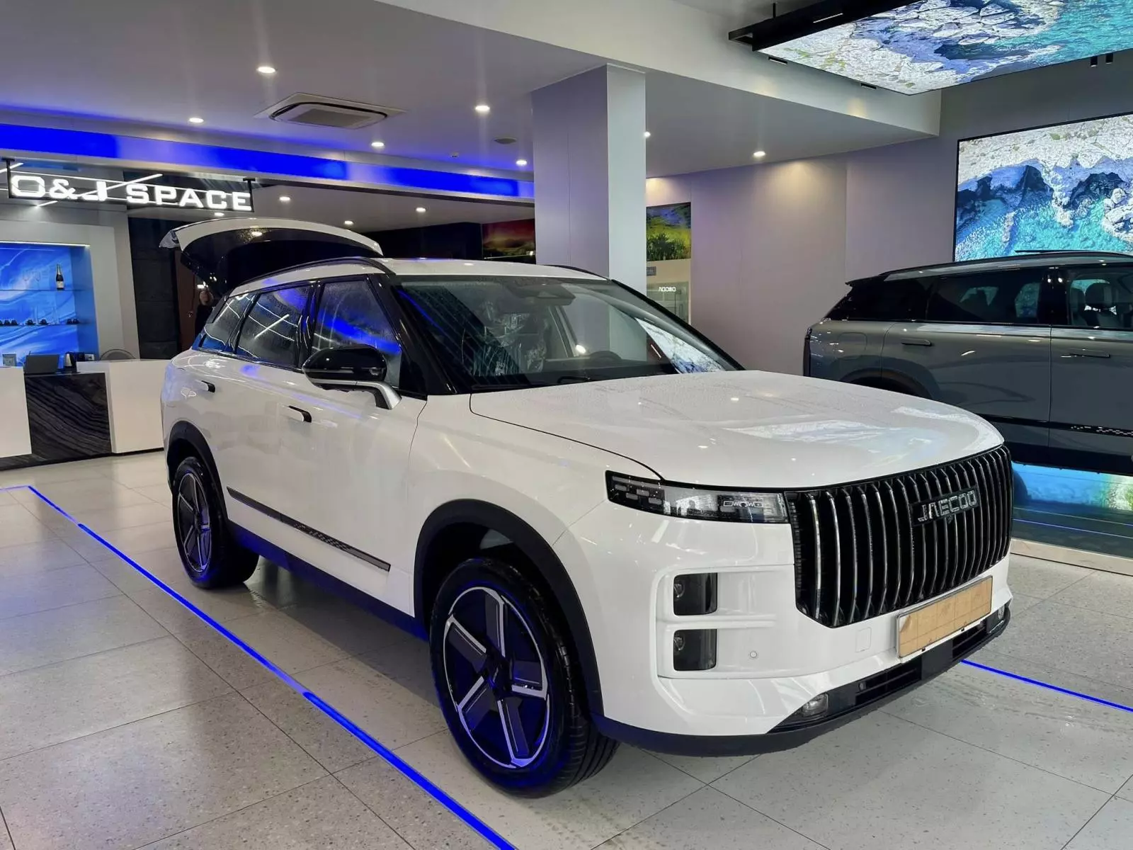 Ưu đãi Jaecoo J7.