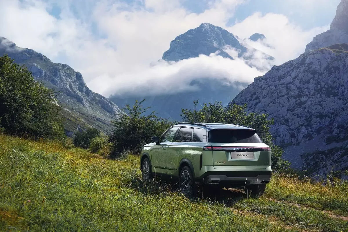 An toàn Jaecoo J7 AWD Individua.
